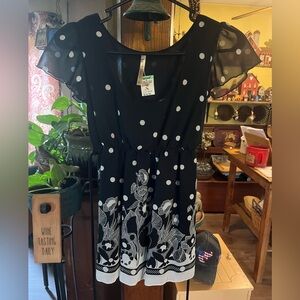 Papaya Black and White Flutter Sleeve Top